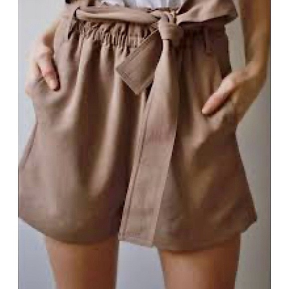 Wilfred Aritzia Tan Paperbag High Hi Waist Waisted Tie Belted Shorts Pockets - Picture 1 of 7